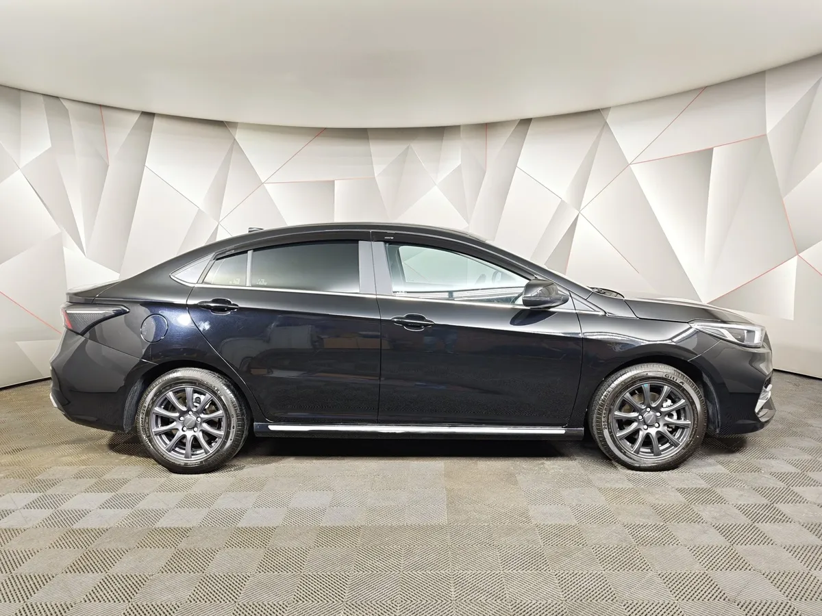 Omoda S5 1.5 CVT 2WD (113 л.с.) Classic Черный в АВИЛОН. Слайд №6
