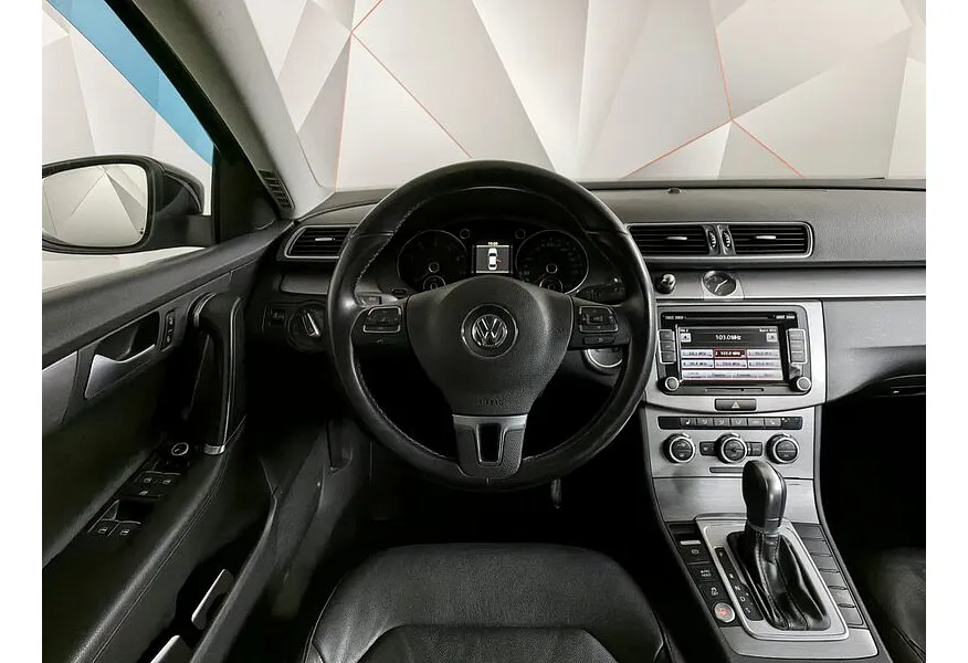 Volkswagen Passat 1.8 TSI DSG (152 л.с.) Коричневый в АВИЛОН. Слайд №20