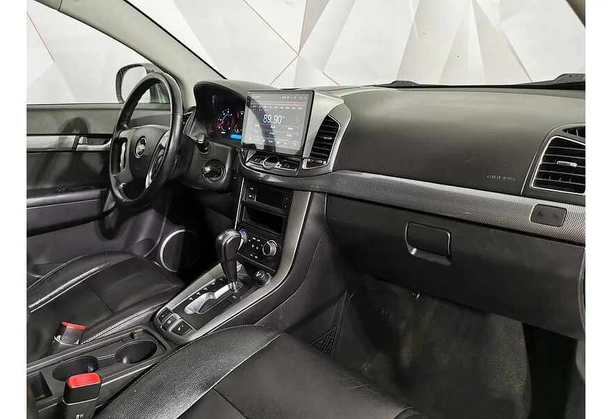 Chevrolet Captiva 2.2 TD AT (5 мест) (184 л.с.) Серый в АВИЛОН. Слайд №11