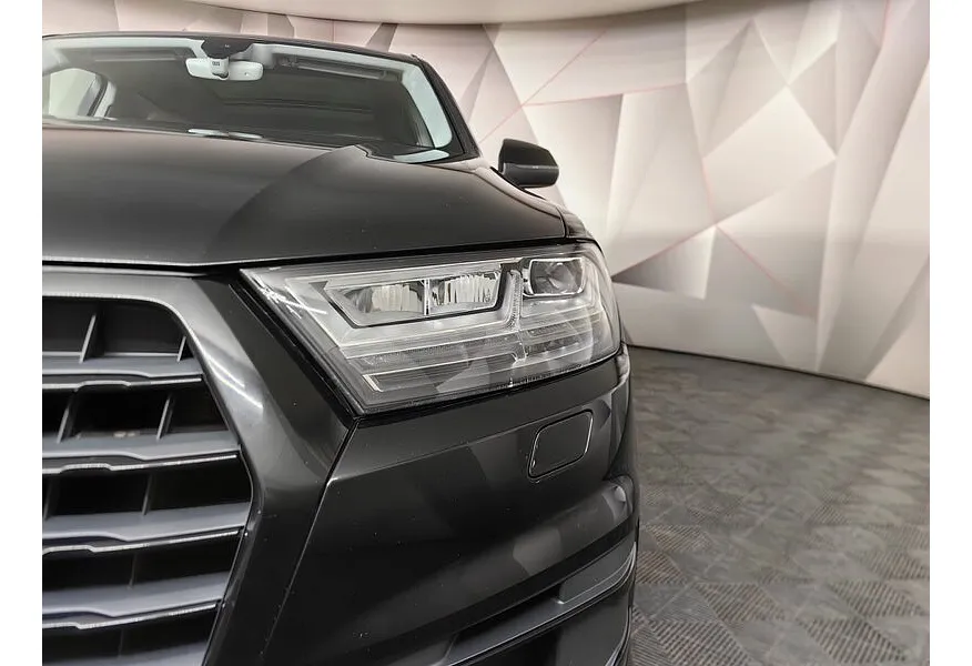 Audi Q7 2.0 TFSI Tiptronic quattro (252 л.с.) Черный в АВИЛОН. Слайд №10