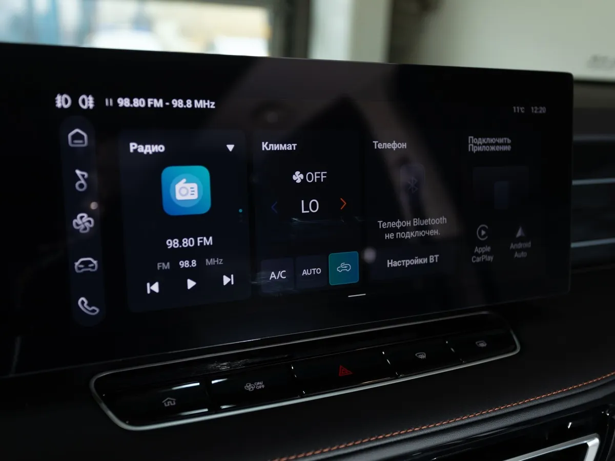 Москвич М70 1.5 DCT FWD (150 л.с.) Драйв Серебристый в АВИЛОН. Слайд №18