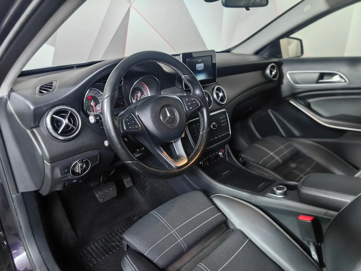 Mercedes-Benz GLA 250 7G-DCT 4MATIC (211 л.с.) Особая серия Фиолетовый в АВИЛОН. Слайд №19