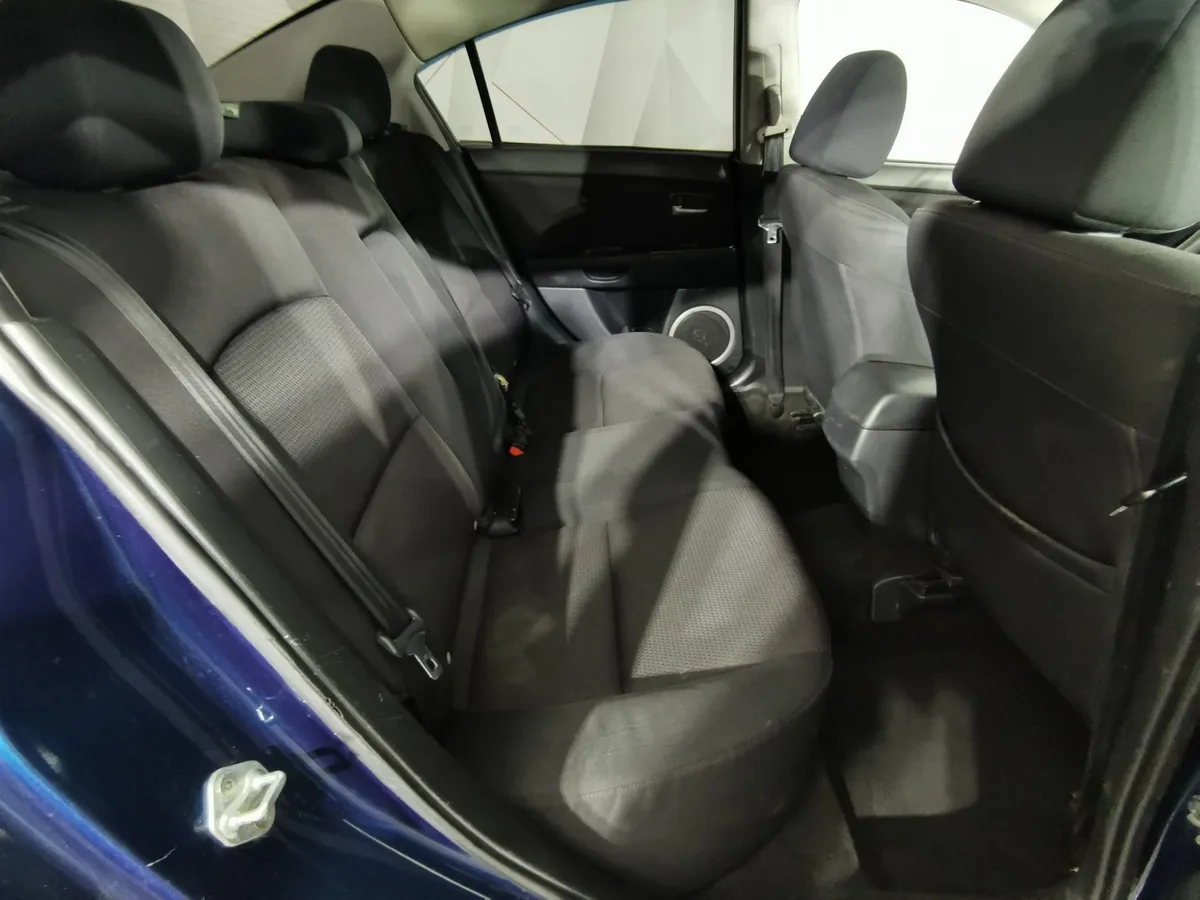 Mazda 3 1.6 AT (105 л.с.) Зеленый в АВИЛОН. Слайд №14