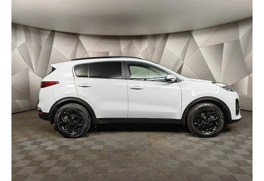 Kia Sportage 2.0 MPI AT AWD (150 л.с.) Premium Белый в АВИЛОН. Слайд №6