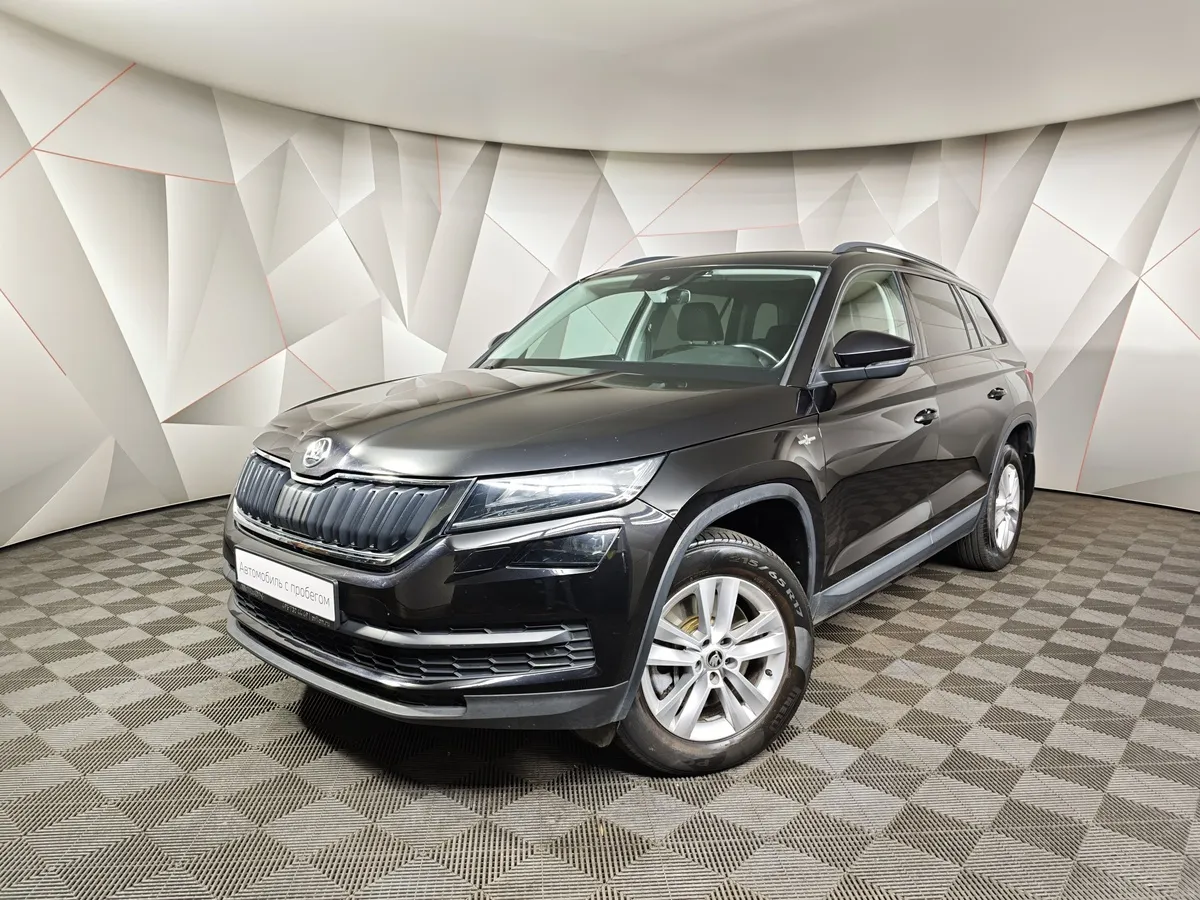 АВИЛОН - Skoda Kodiaq 2.0 TSI DSG 4X4 (180 л.с.) Черный - slide 10147182
