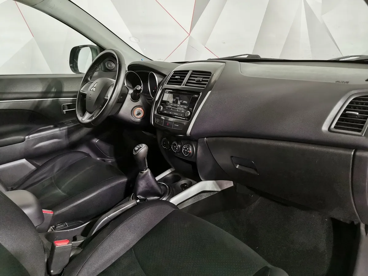 Mitsubishi ASX 1.6 MT 2WD (117 л.с.) Серый в АВИЛОН. Слайд №12