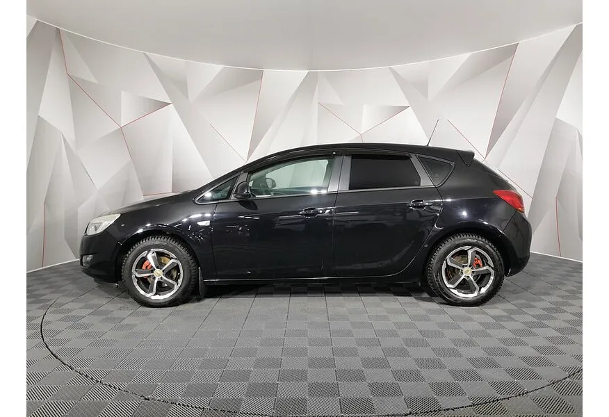 Opel Astra 1.4 MT (100 л.с.) Черный в АВИЛОН. Слайд №5 Opel Astra 1.4 MT (100 л.с.) Черный в АВИЛОН. Слайд №5