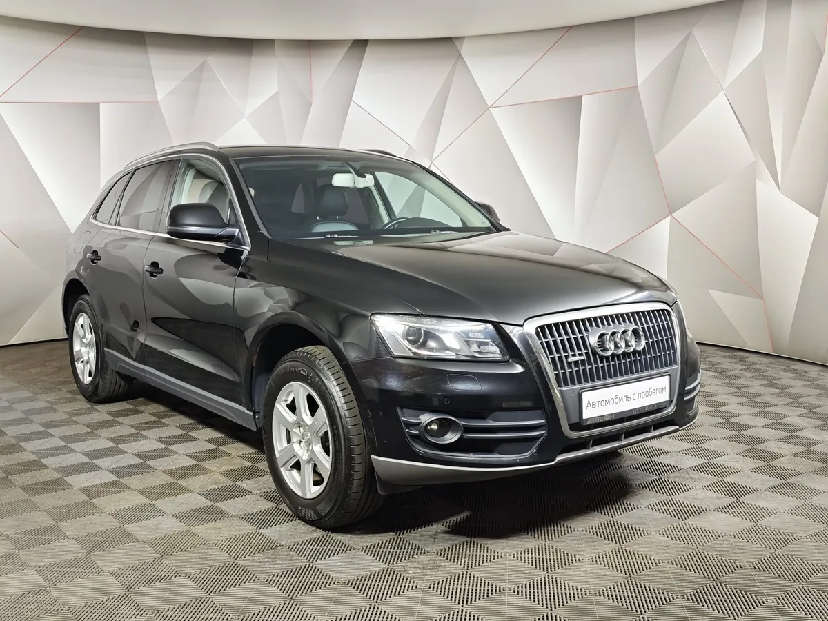 Audi Q5 2.0 TFSI tiptronic quattro (211 л.с.) Черный в АВИЛОН. Слайд №3
