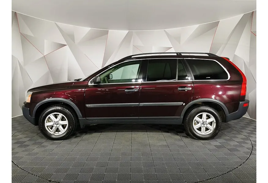 Volvo XC90 2.5 T5 Geartronic AWD (5 мест) (210 л.с.) Красный в АВИЛОН. Слайд №5