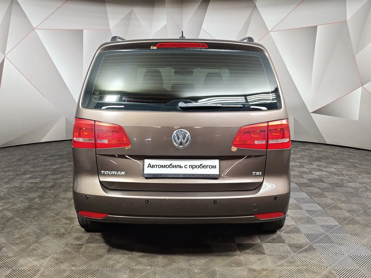 Volkswagen Touran 1.4 TSI DSG (140 л.с.) Trendline Коричневый в АВИЛОН. Слайд №8