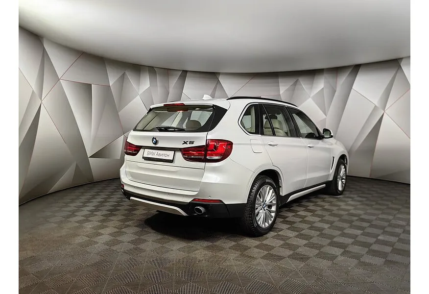 BMW X5 xDrive35i Steptronic (306 л.с.) Белый в АВИЛОН. Слайд №2