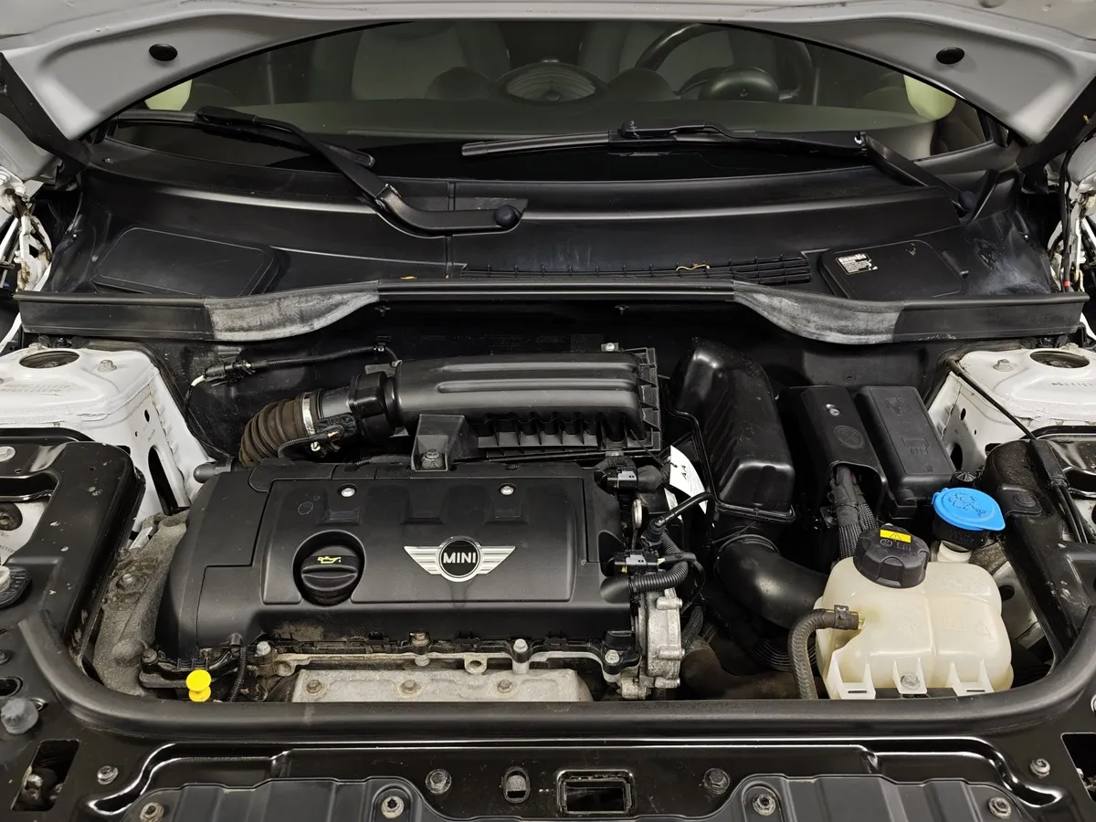 Mini Countryman 1.6 AT (122 л.с.) Белый в АВИЛОН. Слайд №10