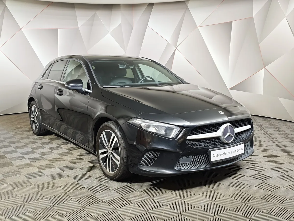 Mercedes-Benz A-Класс A 200 7G-DCT (150 л.с.) Style Черный в АВИЛОН. Слайд №3