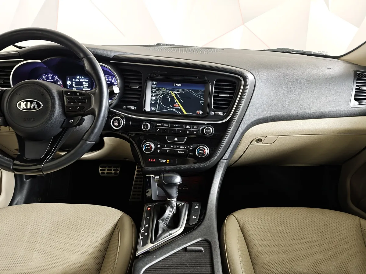 Kia Optima 2.4 AT (180 л.с.) Comfort Белый в АВИЛОН. Слайд №14