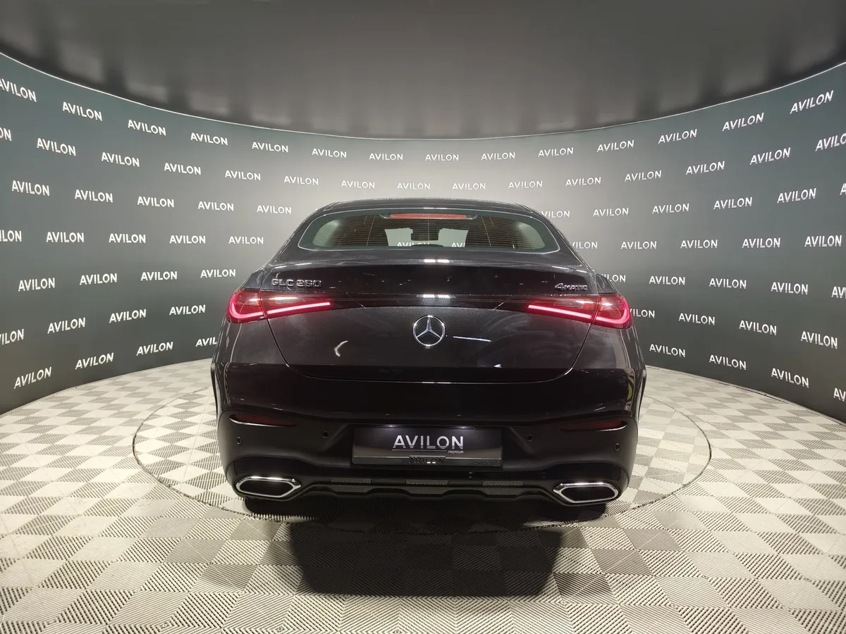 Mercedes-Benz GLC Купе 260 9G-TRONIC 4MATIC (204 л.с.) Черный в АВИЛОН. Слайд №4