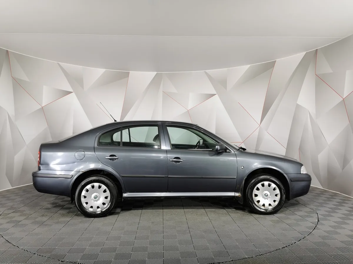 Skoda Octavia 1.4 MT (75 л.с.) Серый в АВИЛОН. Слайд №6