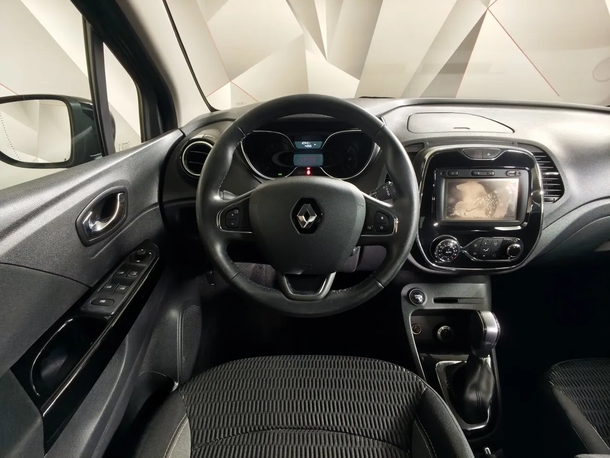 Renault Kaptur 2.0 AT AWD (143 л.с.) Серый в АВИЛОН. Слайд №20