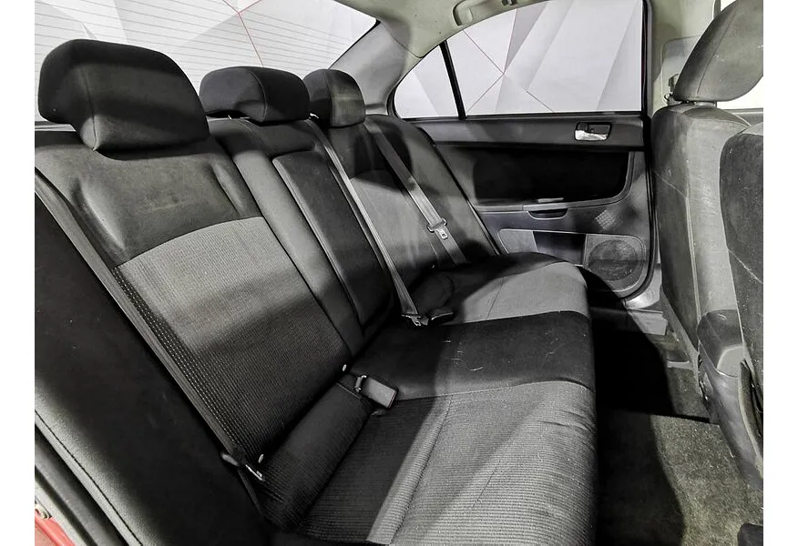 Mitsubishi Lancer 1.8 CVT (143 л.с.) Красный в АВИЛОН. Слайд №16