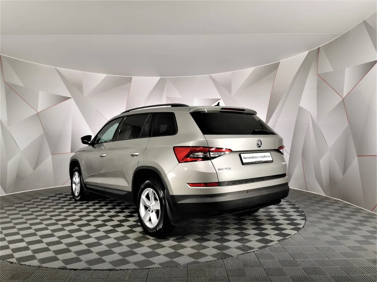 Skoda Kodiaq 1.4 TSI DSG (150 л.с.) Active Plus Бежевый в АВИЛОН. Слайд №4