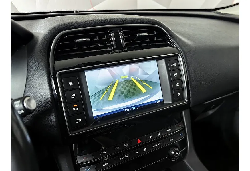 Jaguar F-Pace 2.0 TD AT AWD (240 л.с.) R-Sport Белый в АВИЛОН. Слайд №22