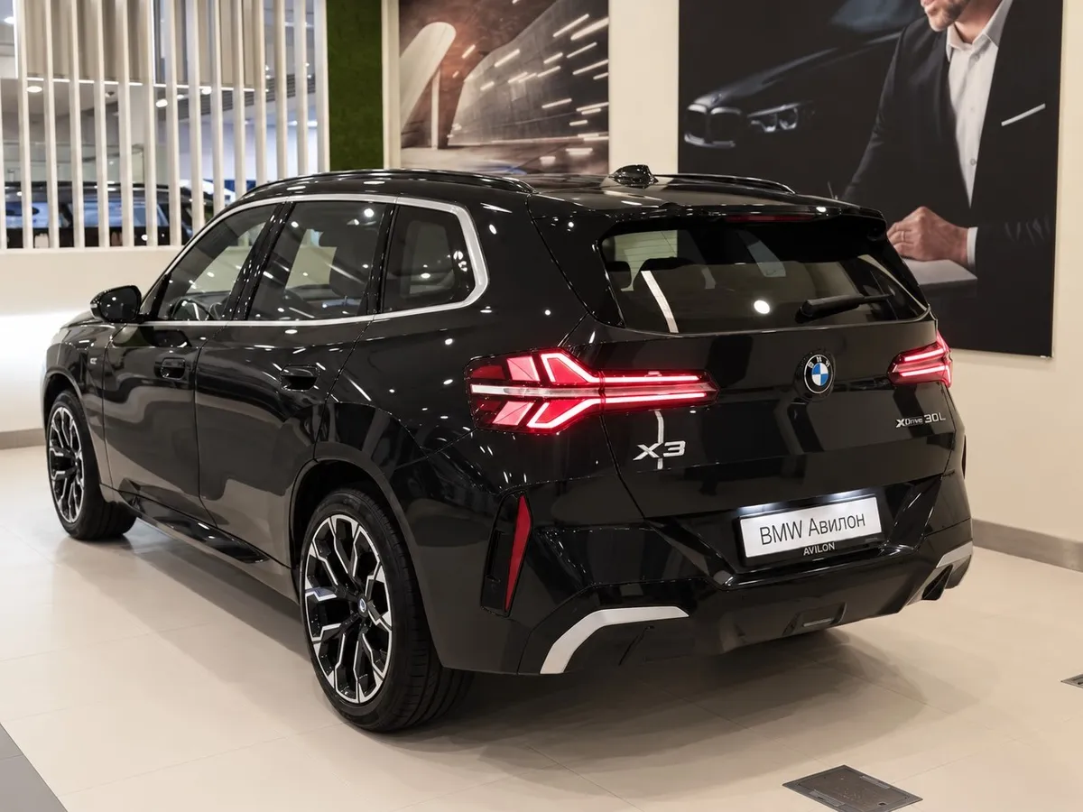 BMW X3 xDrive30L AT (258 л.с.) Черный в АВИЛОН. Слайд №5
