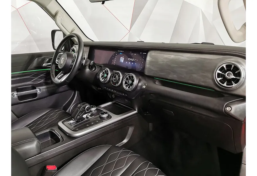 TANK 300 2.0T AT 4WD (220 л.с.) Adventure Оранжевый в АВИЛОН. Слайд №13