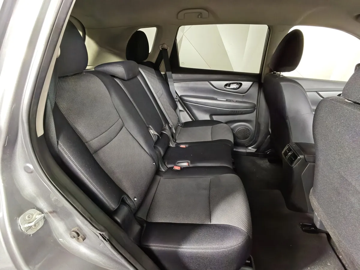Nissan X-Trail 2.0 MT (144 л.с.) XE Серый в АВИЛОН. Слайд №15