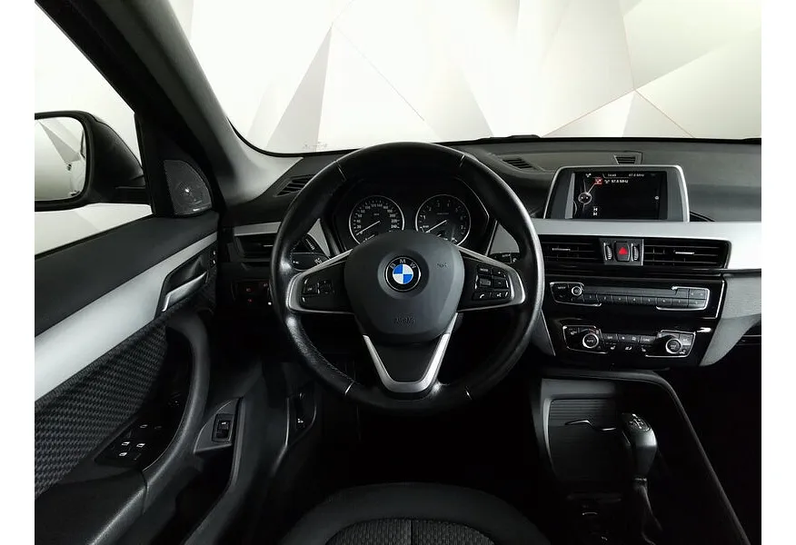 АВИЛОН - BMW X1 20i sDrive AT (192 л.с.) Черный - slide 10