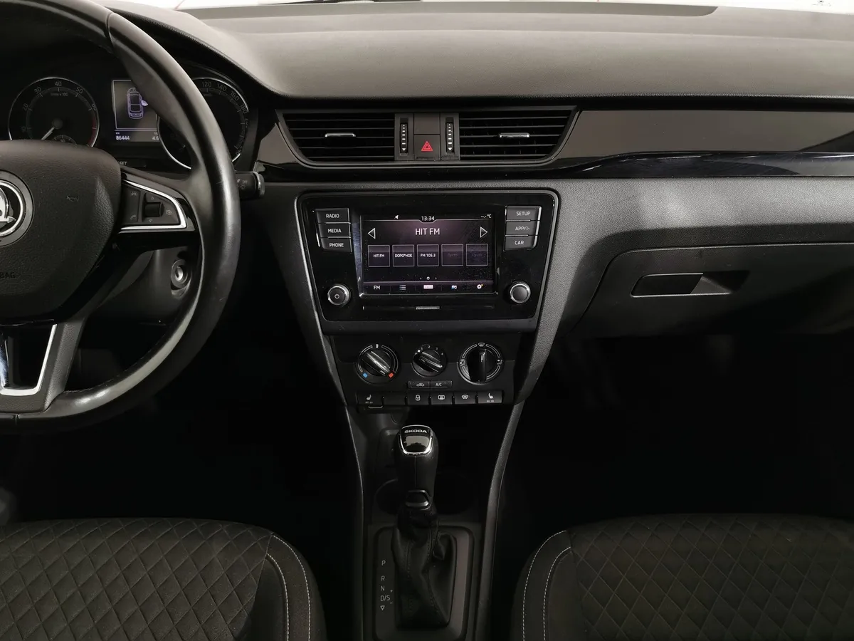 Skoda Rapid 1.4 TSI DSG (125 л.с.) Active Черный в АВИЛОН. Слайд №14