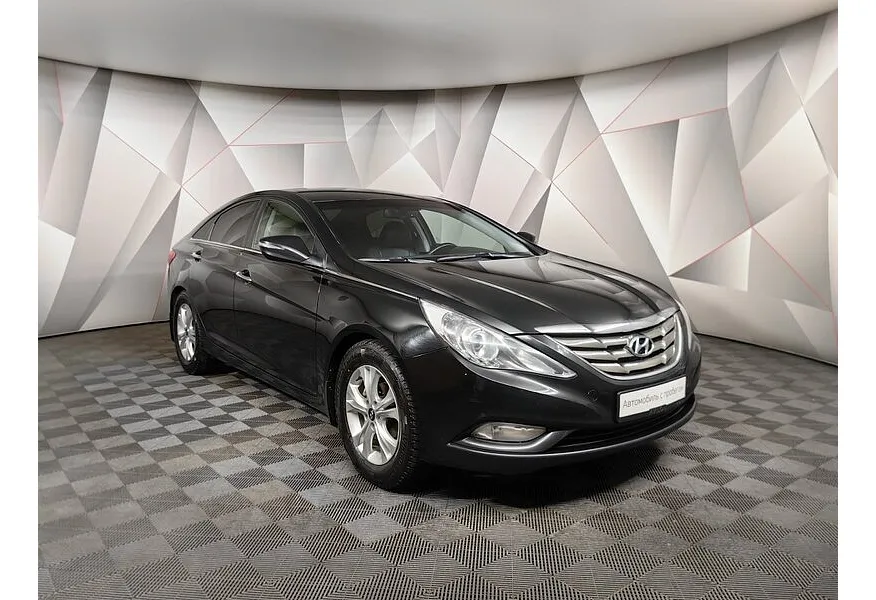 Hyundai Sonata 2.0 MPi AT (150 л.с.) Черный в АВИЛОН. Слайд №3