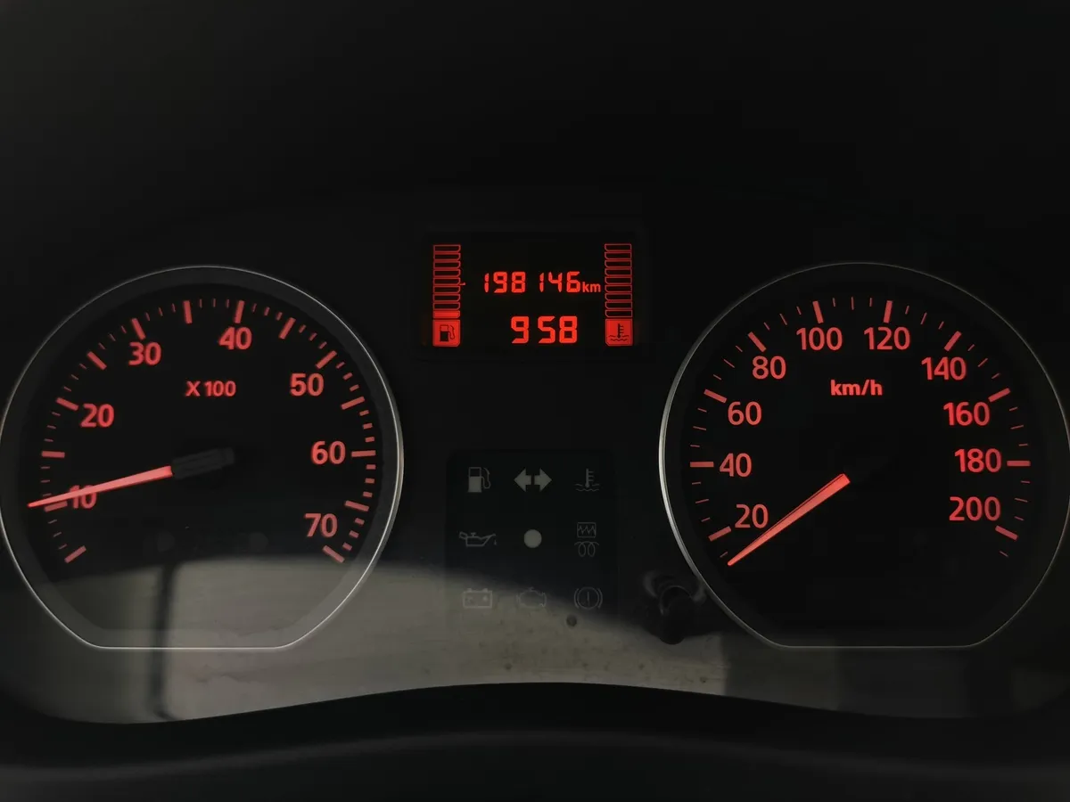 Nissan Almera 1.6 MT (102 л.с.) Черный в АВИЛОН. Слайд №15