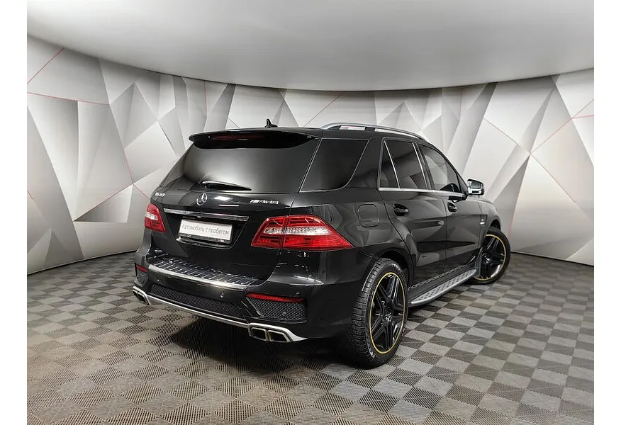 Mercedes-Benz M-Класс ML 63 AMG Speedshift Plus 7G-Tronic (525 л.с.) Черный в АВИЛОН. Слайд №2