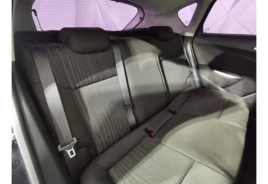 Opel Astra 1.4 MT (100 л.с.) Черный в АВИЛОН. Слайд №16 Opel Astra 1.4 MT (100 л.с.) Черный в АВИЛОН. Слайд №16