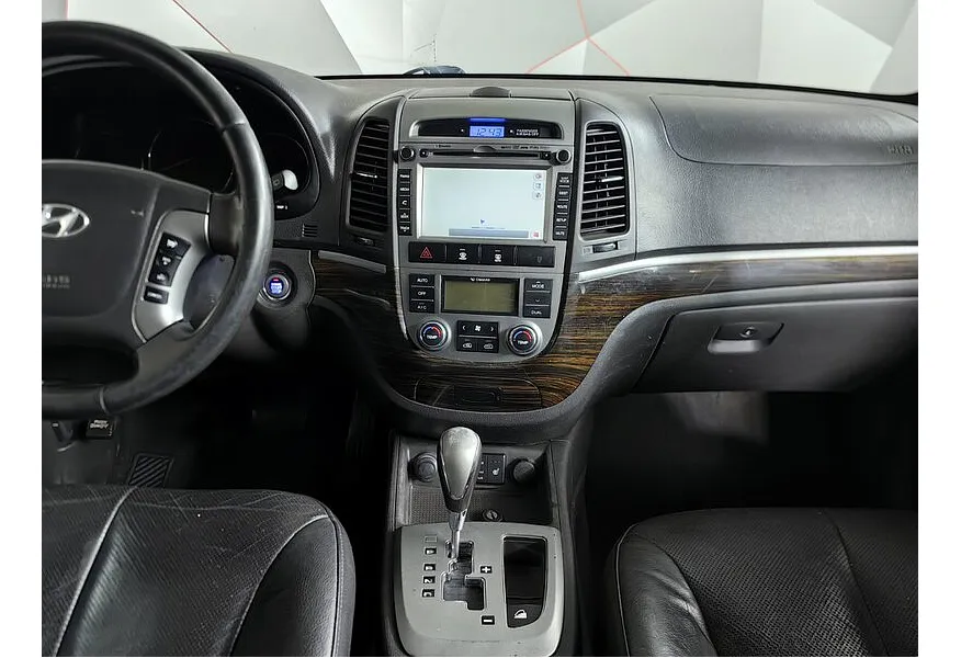 Hyundai Santa Fe 2.4 AT 4WD (174 л.с.) Черный в АВИЛОН. Слайд №13