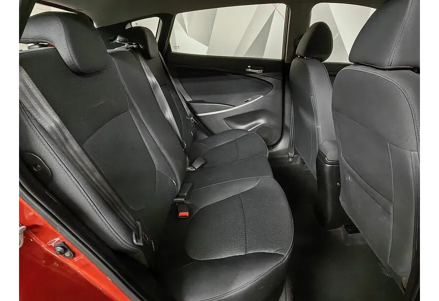 АВИЛОН - Hyundai Solaris 1.4 AT (107 л.с.) Active Красный - slide 7