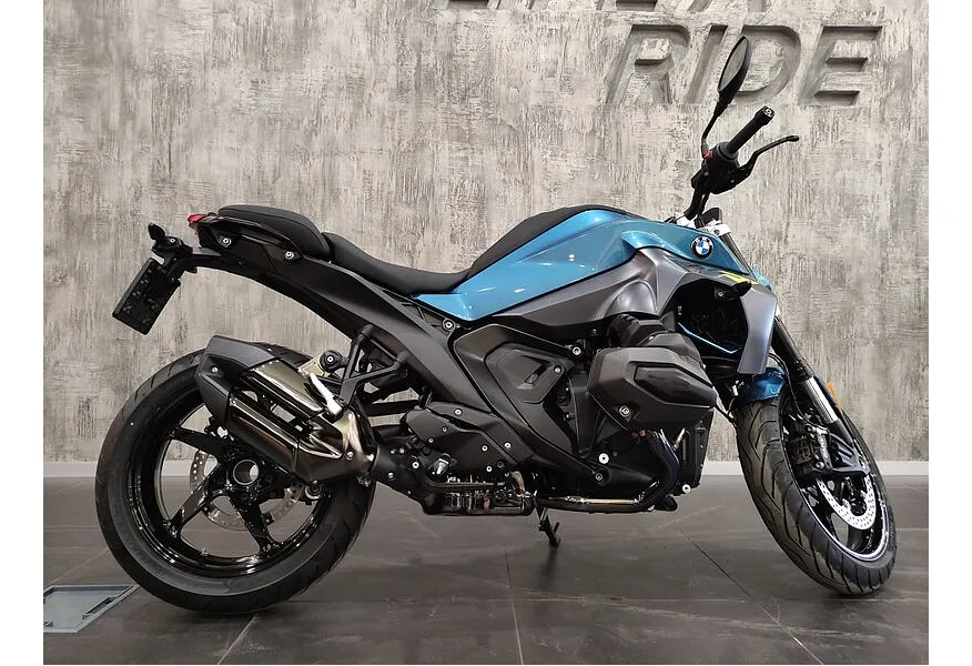 BMW Motorrad R 1300 R R 1300 R 1300 см³ (145 л.с.) (145) 1300 Синий в АВИЛОН. Слайд №4