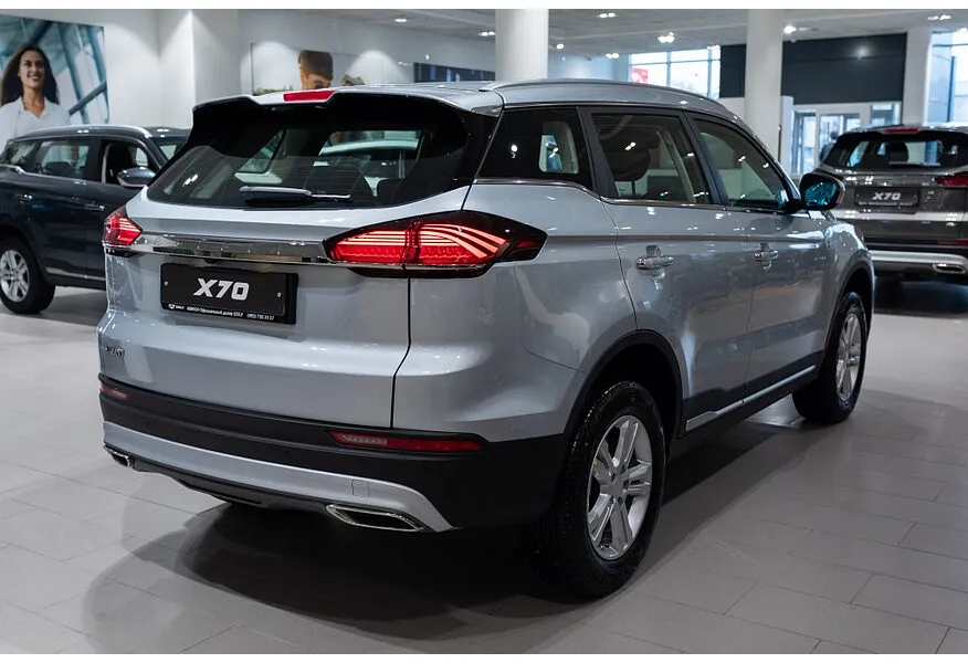 Belgee X70 1.5 AT 2WD (150 л.с.) Style Серебристый в АВИЛОН. Слайд №7