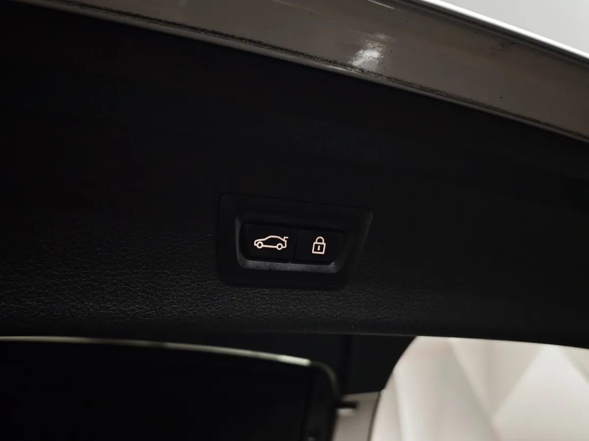 BMW 3 серия 328i xDrive AT (245 л.с.) Серебристый в АВИЛОН. Слайд №16