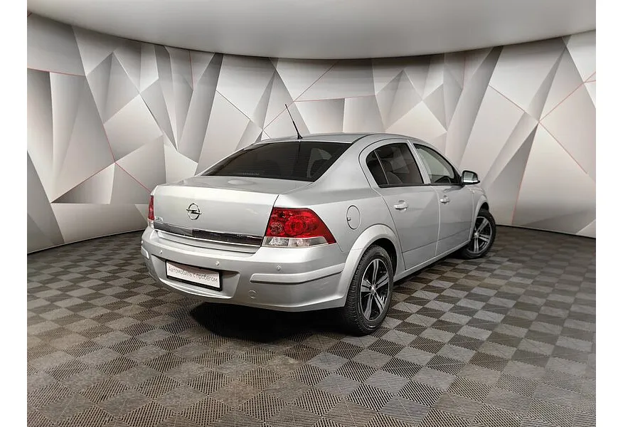 Opel Astra 1.8 AT (140 л.с.) base Серебристый в АВИЛОН. Слайд №2