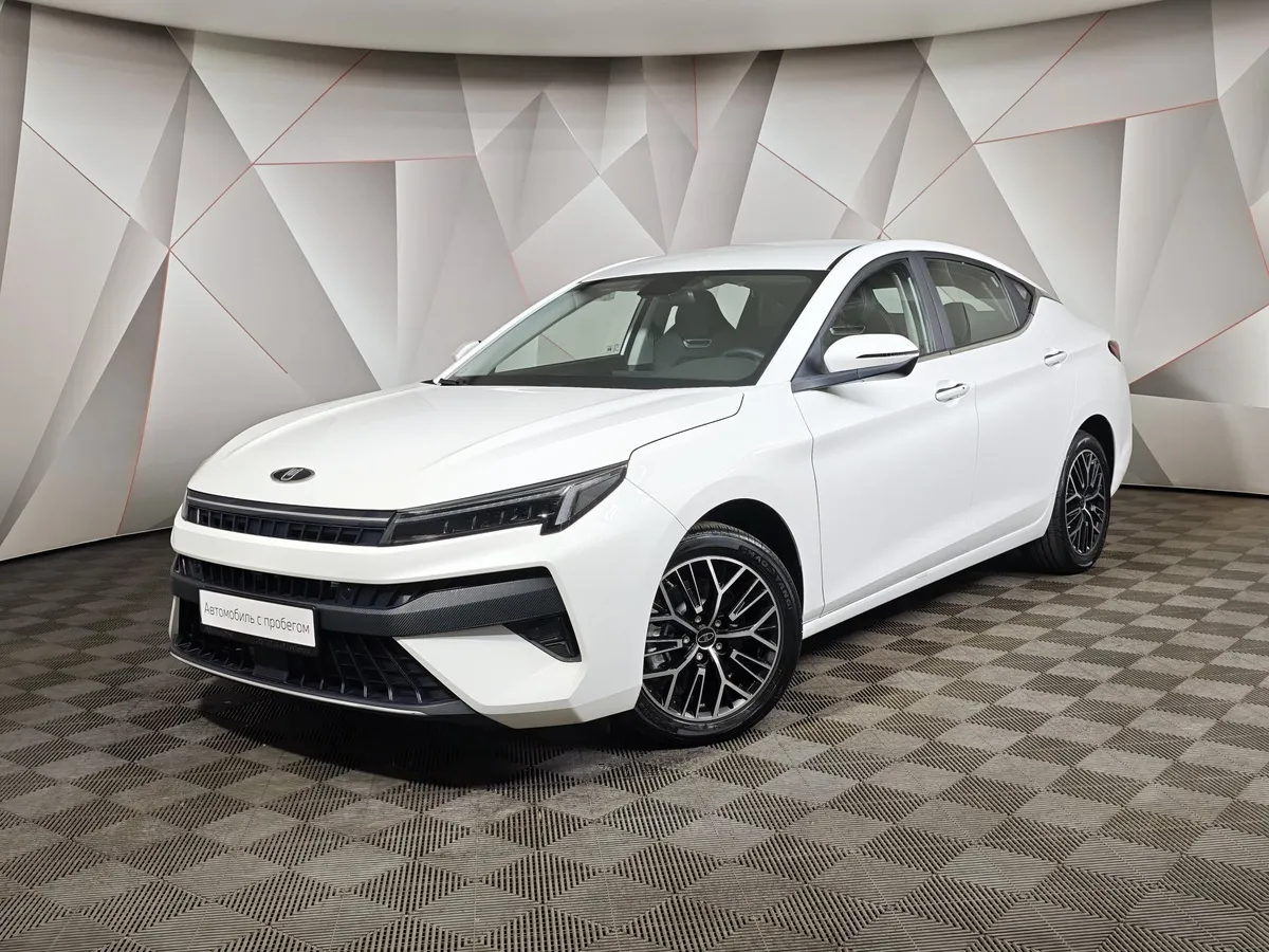 АВИЛОН - Москвич 6 1.5T CVT 2WD (136 л.с.) Comfort Белый - slide 10173497