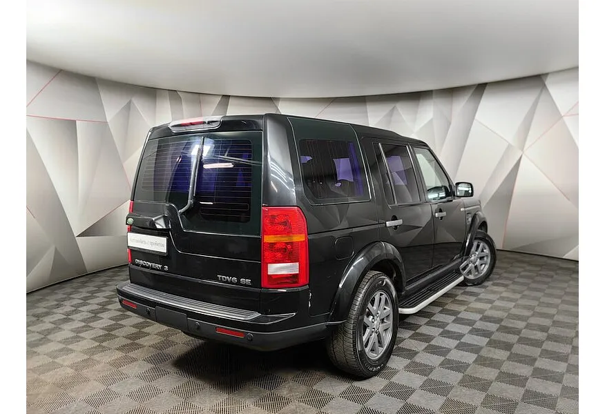 Land Rover Discovery 2.7 TD AT (190 л.с.) Черный в АВИЛОН. Слайд №2