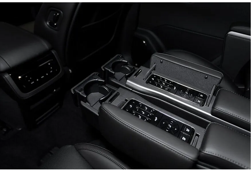 ROX 01 1.5 AT 4WD (475 л.с.) 6 мест Business Lounge Черный в АВИЛОН. Слайд №9