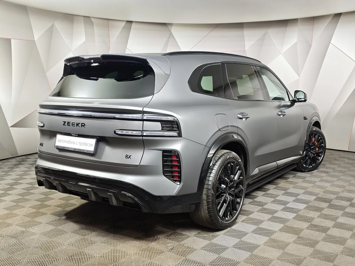 Zeekr 8X Dawn 2.0h AT 4WD (1401 л.с.) Yao Ying Серый в АВИЛОН. Слайд №2
