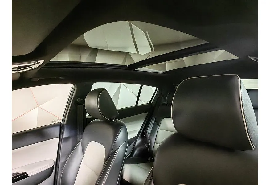 Kia Sportage 2.0 CRDi AT 4WD (185 л.с.) GT Line Белый в АВИЛОН. Слайд №23