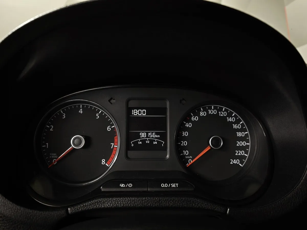 Volkswagen Polo 1.6 MPI MT (90 л.с.) Trendline Белый в АВИЛОН. Слайд №16