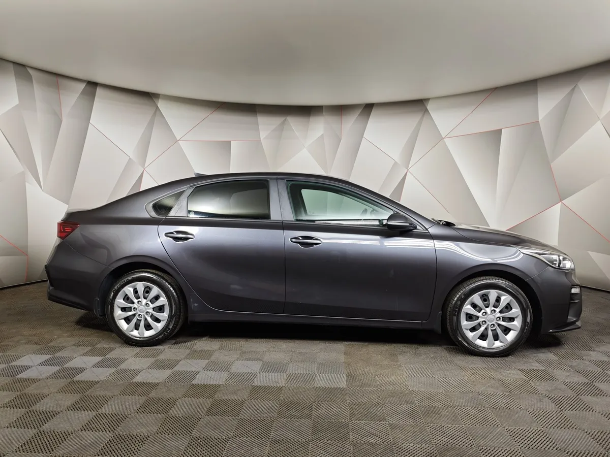 Kia Cerato 2.0 MPI AT (150 л.с.) Luxe Серый в АВИЛОН. Слайд №6