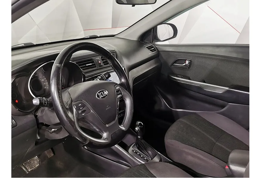 Kia Rio 1.6 AT (123 л.с.) Серый в АВИЛОН. Слайд №18
