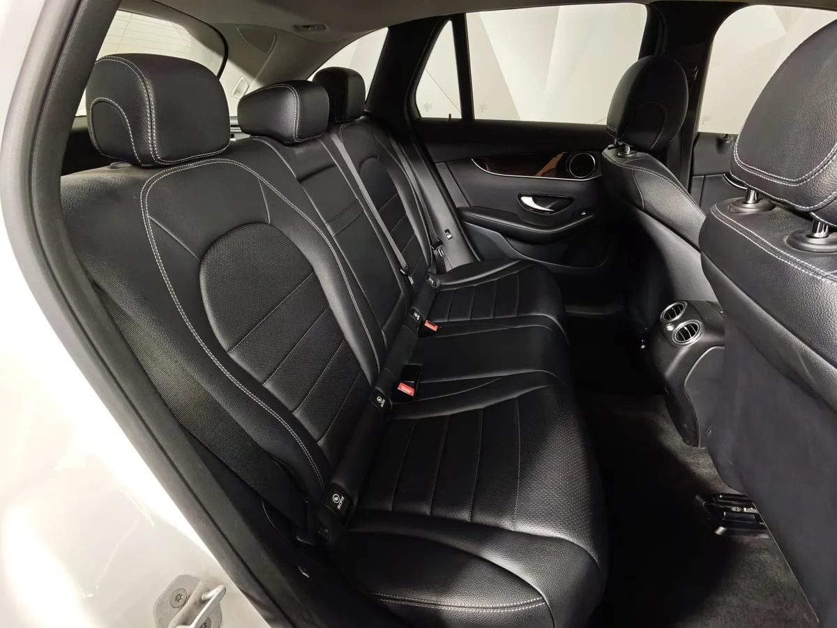Mercedes-Benz GLC 220 d 9G-TRONIC 4MATIC (170 л.с.) Особая серия Белый в АВИЛОН. Слайд №15