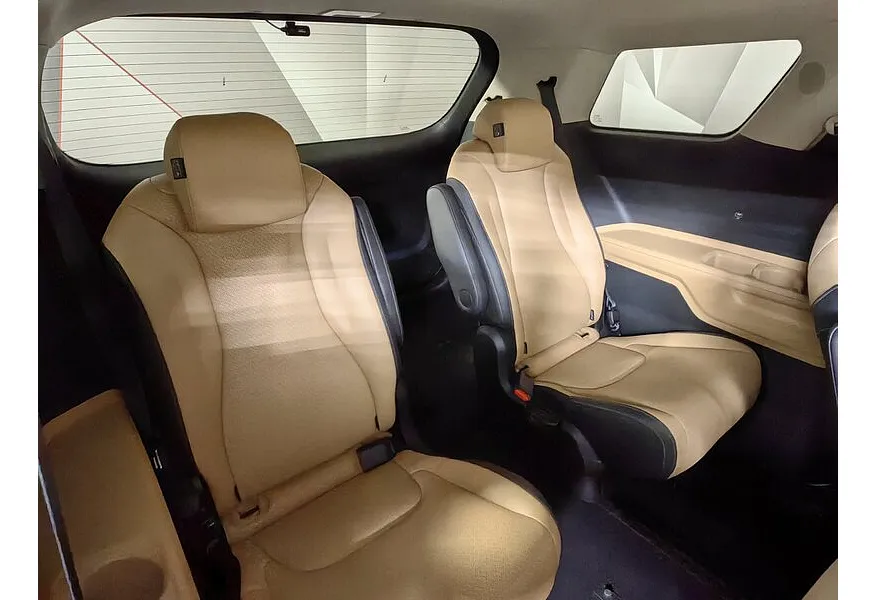 Kia Carnival 2.2 AT (199 л.с.) Premium Plus Белый в АВИЛОН. Слайд №22