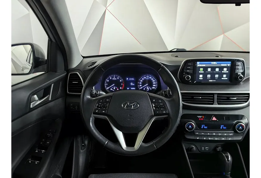 Hyundai Tucson 2.0 (150 л.с.) MPI-6AT-2WD Family Серый в АВИЛОН. Слайд №20